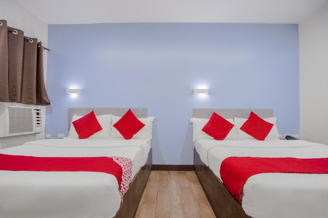 Oyo 637 Fox Hotel 奎松市 外观 照片