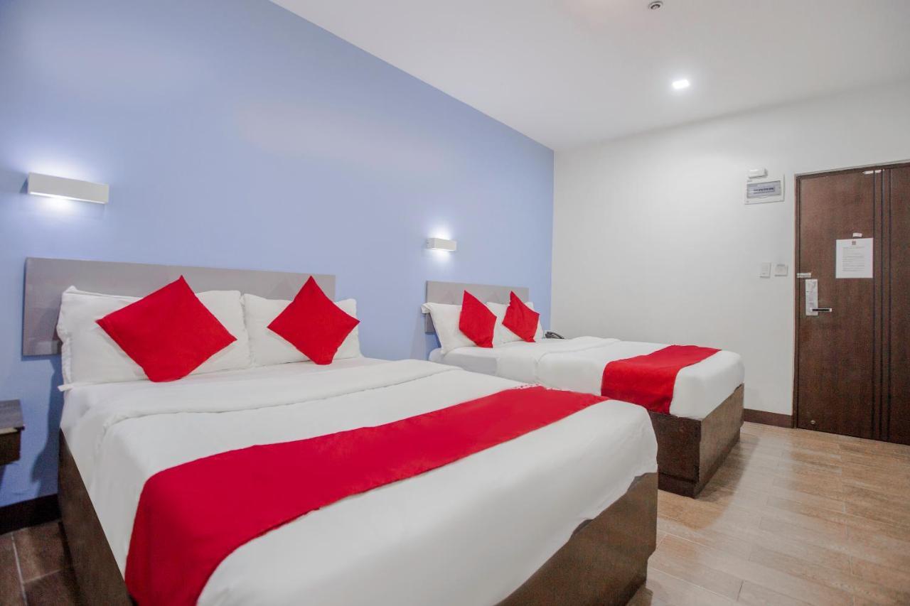 Oyo 637 Fox Hotel 奎松市 外观 照片