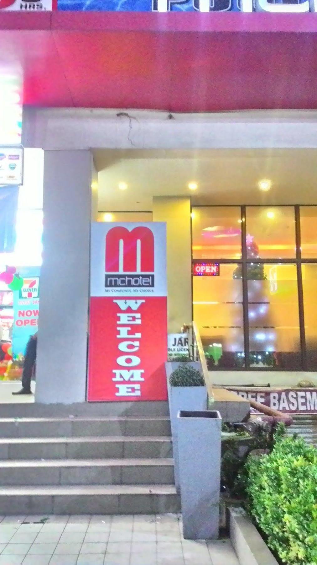 Oyo 637 Fox Hotel 奎松市 外观 照片
